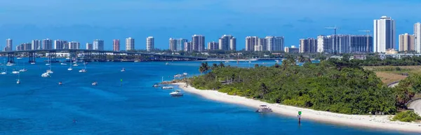 West Palm Beach skyline